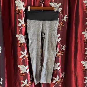 Black and Gray Patterned Leggings
